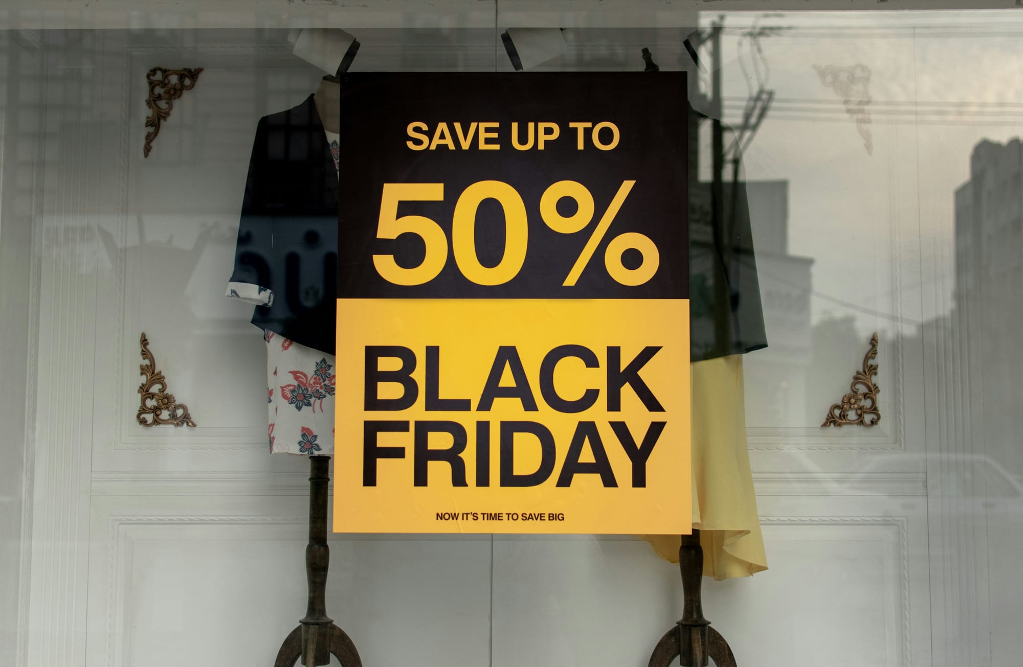 30% of Consumers Plan to Spend Less This Black Friday/Cyber Monday